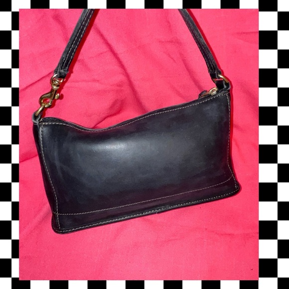 Coach Handbags - Vintage Coach Bleeker  L9C 9311 Bag Made in United States